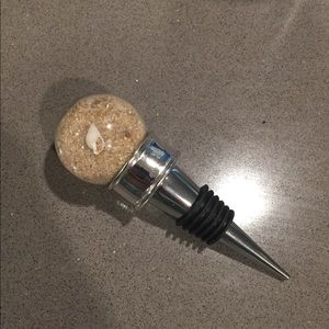 Seashell and sand wine bottle stopper